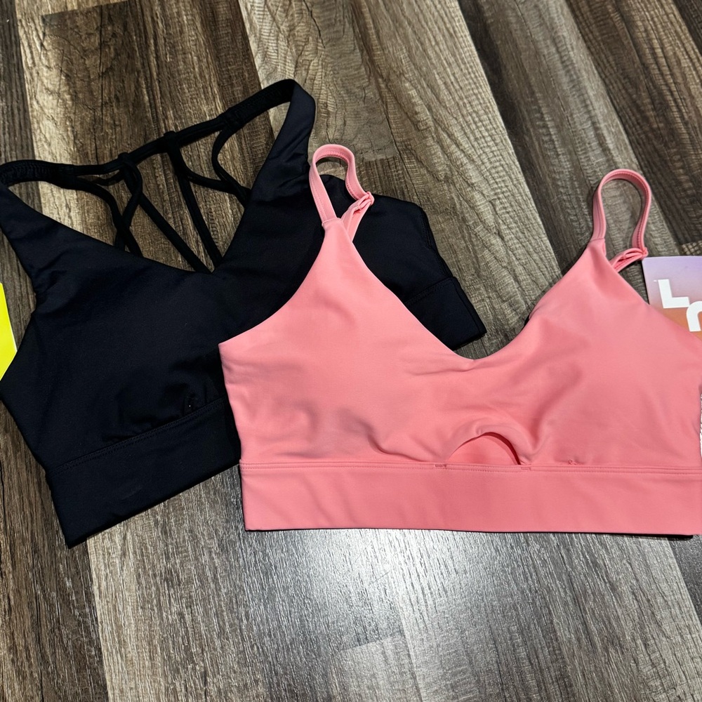 2 sports bra’s size small NWT.